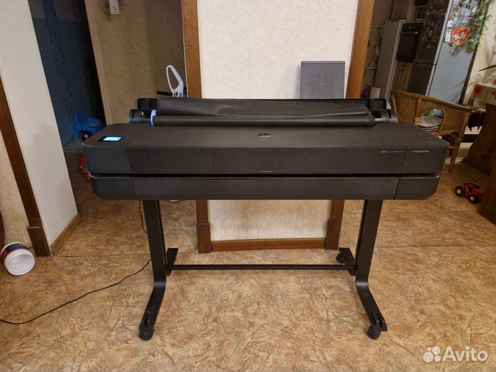 Цветной принтер HP T650 36