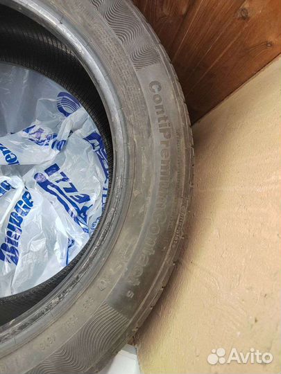 Continental ContiPremiumContact 5 215/55 R17 94W