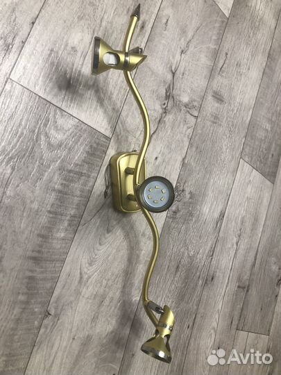 Светильник настенный