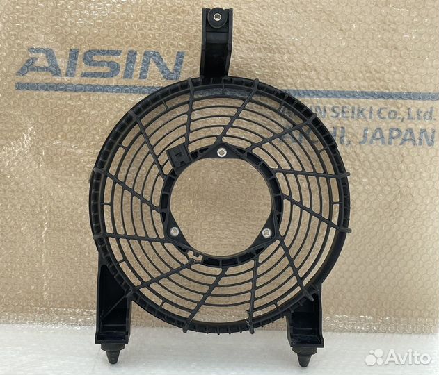 Toyota land cruiser 200/LX Кожух вентилятора