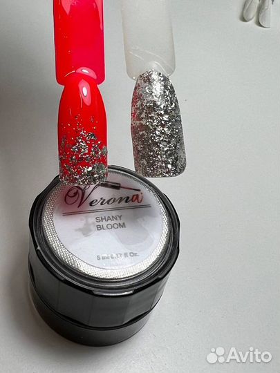 Жидкая фольга дляпокрытия ногтей. Удобно выкладыва