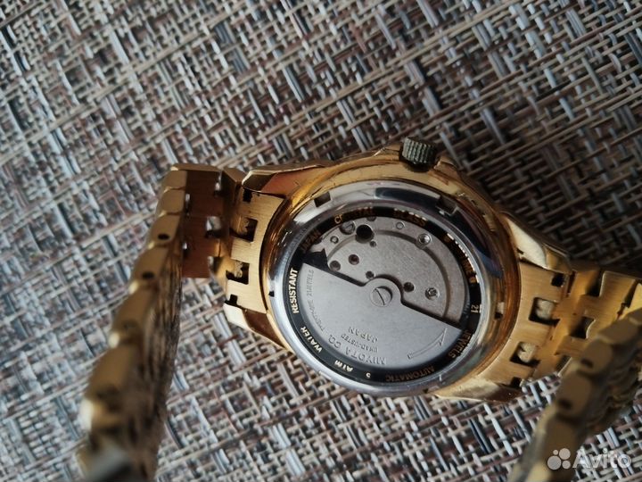 Наручные часы