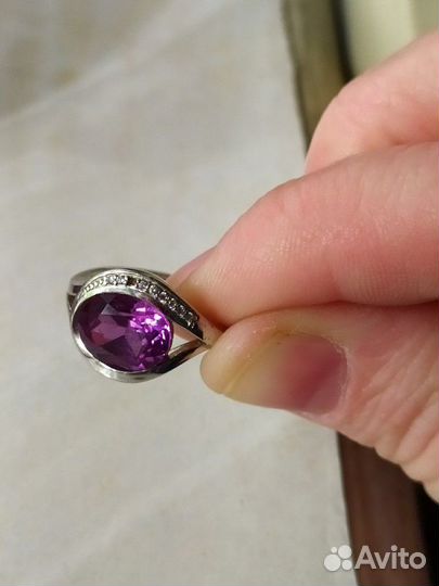 Серебряное кольцо