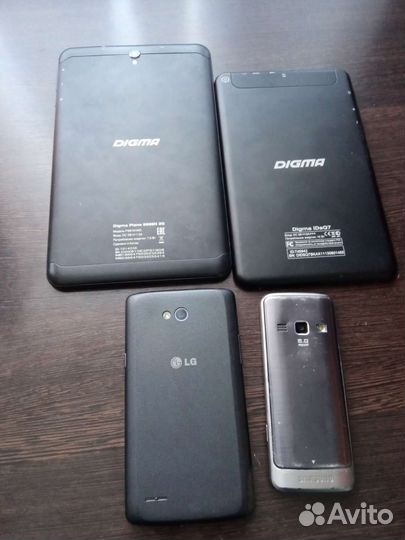 Нерабочие планшеты, смартфон, телефон, навигатор