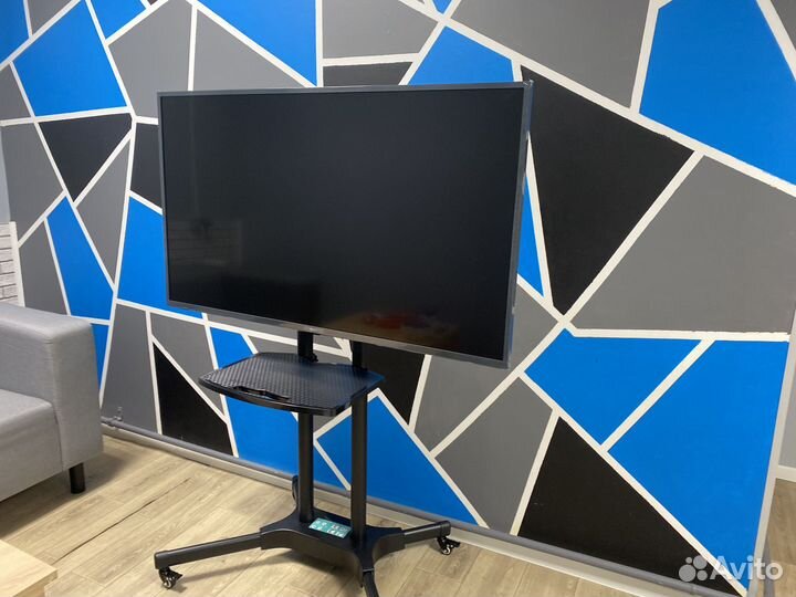 Плазменный телевизор + стойка