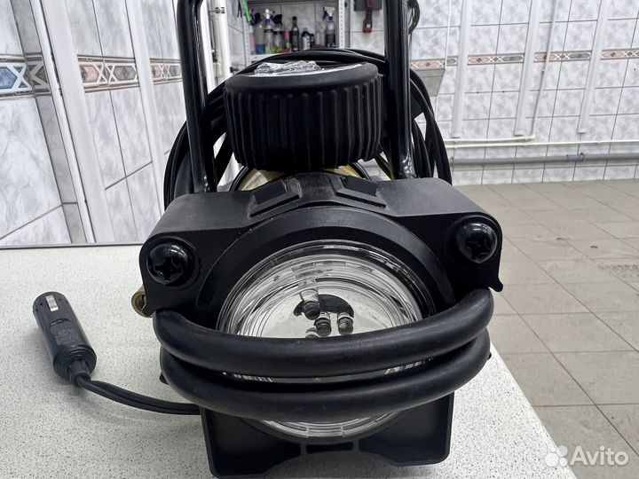 Компрессор автомобильный