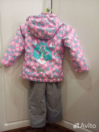 Демисезонный костюм 98 на девочку