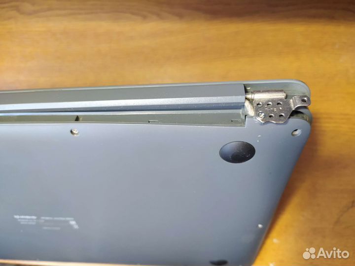 Ноутбук на запчасти