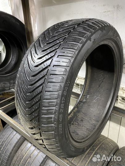 Tigar All Season 225/45 R17 94W