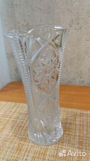 Ваза хрустальная