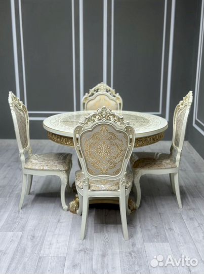 Кухонный стол. Доставка по всей России