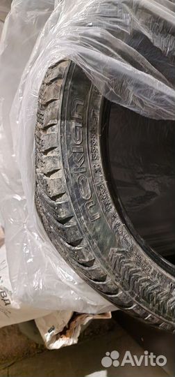 Резина зимняя 235/55/17