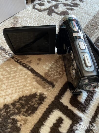 Цифровая видеокамера