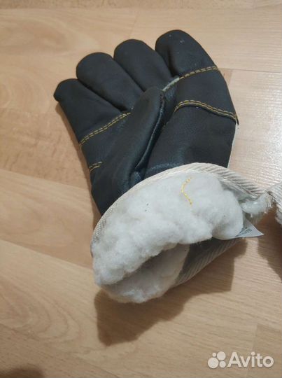 Перчатки утеплённые