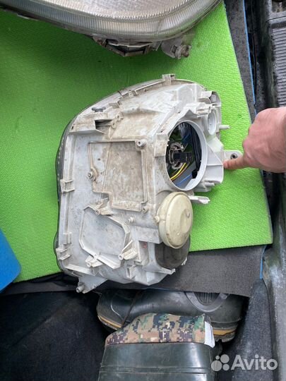 Фара на mercedes w 203