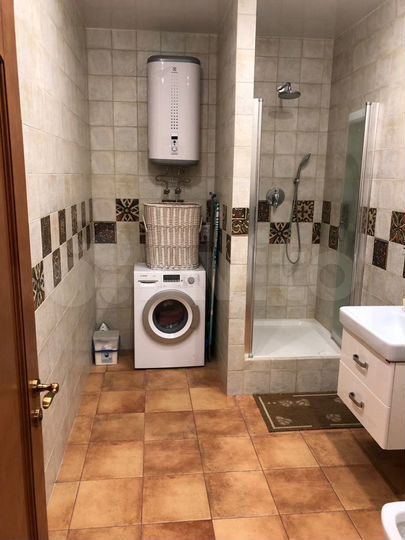 2-к. квартира, 65 м², 18/24 эт.