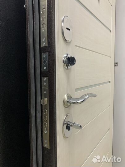 Входные двери со склада