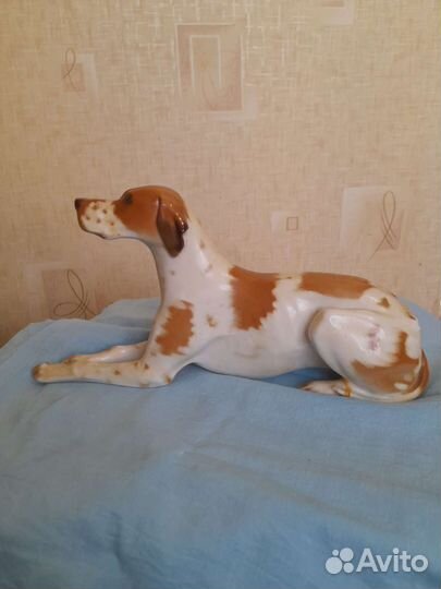 Фарфоровые статуэтки собак