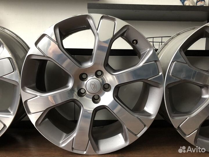 Диски 20” Range Rover Evoque/ LR Discovery Sport