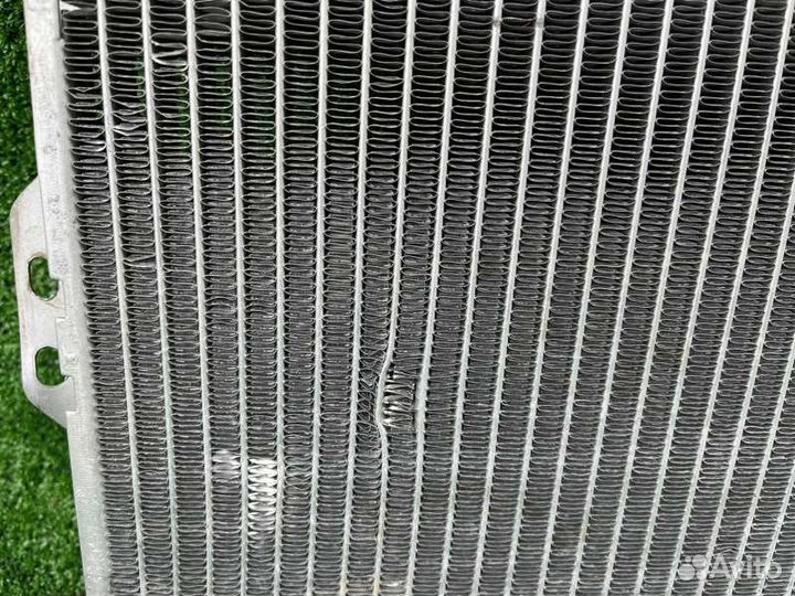 Радиатор охлаждения двигателя Hyundai Santa Fe