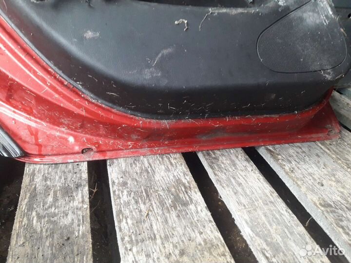 Дверь задняя левая Peugeot 307