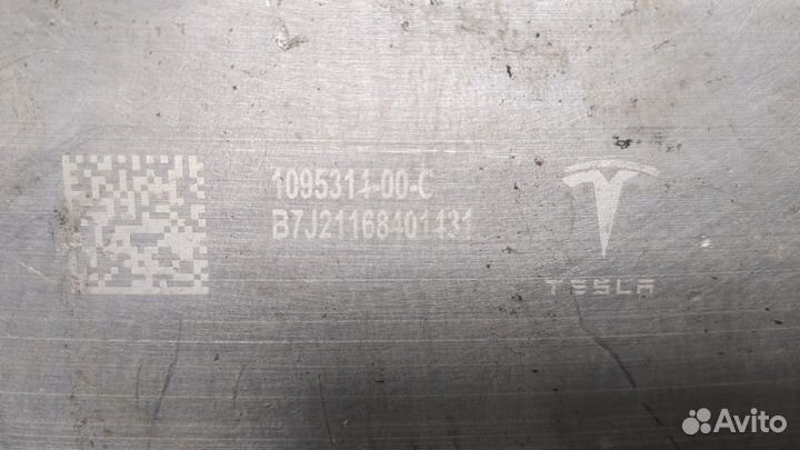 Усилитель бампера Tesla Model 3, 2021