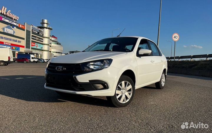 Аренда автомобиля LADA Granta / Прокат авто