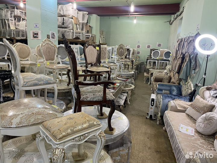 Стулья