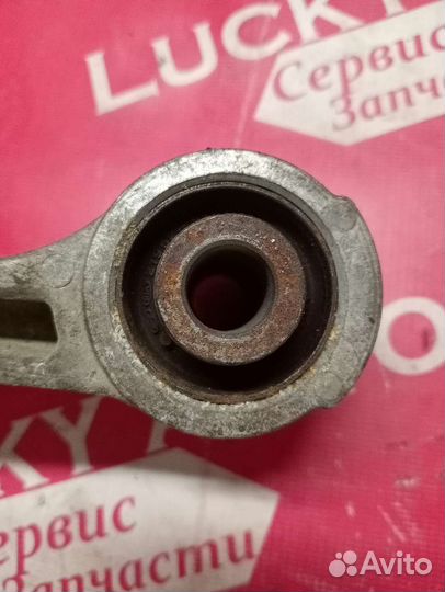 Опора двигателя Хендай Санта Фе 4