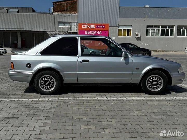 Ford Escort 1.6 МТ, 1989, 900 000 км
