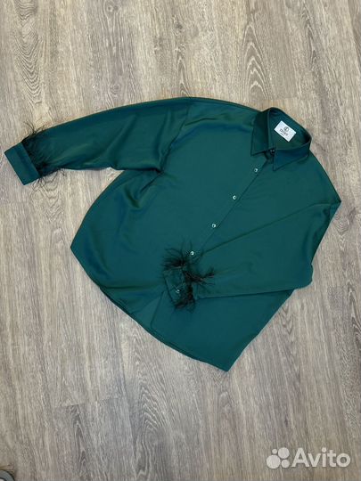 Блузка женская изумрудная 40-42р