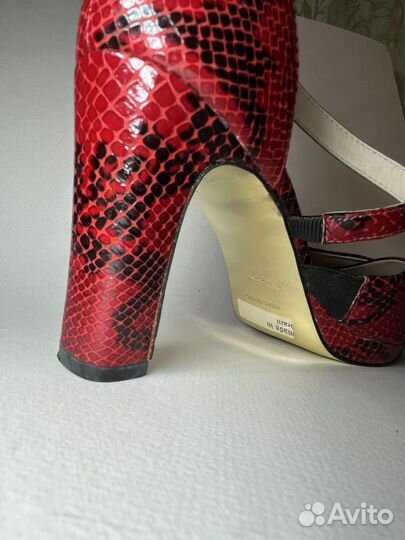 Туфли женские