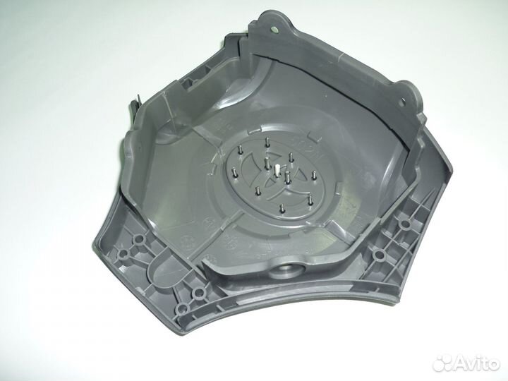 Крышка подушки безопасности руля Toyota Corolla