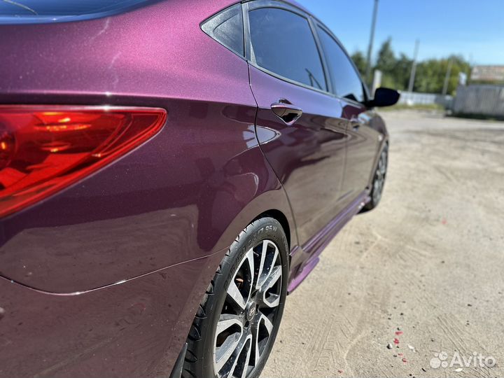 Hyundai Solaris 1.6 AT, 2011, 180 000 км