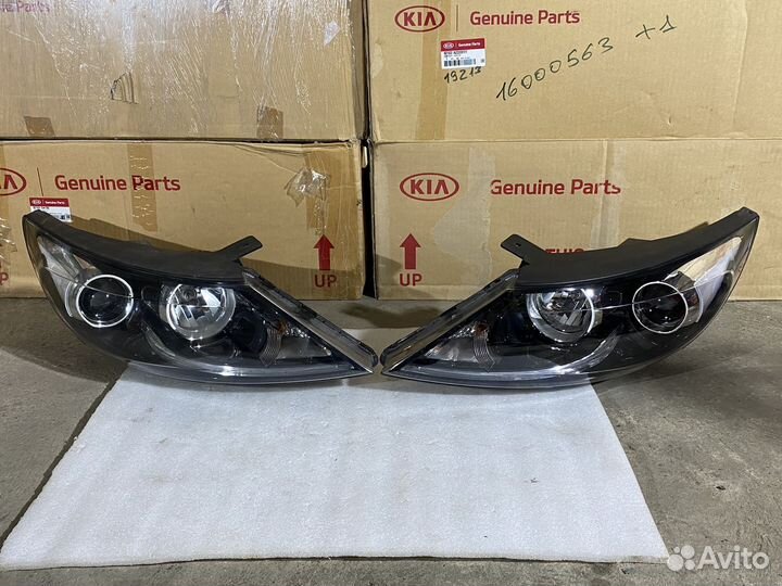 Фара ксенон левая правая KIA Sportsge 3 LED
