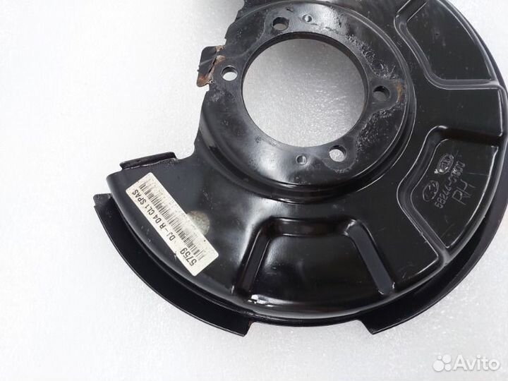 Пыльник тормозного диска задний правый Kia Optima