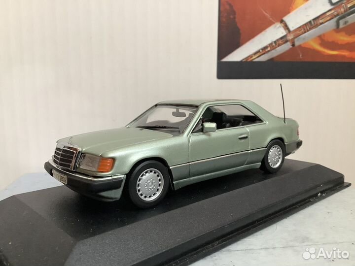 Mercedes Benz E 320 CE W124 1:43 Minichamps