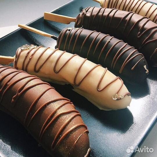 Подарочный набор, банан и клубника в шоколаде