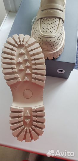 Лоферы женские 38 размер новые