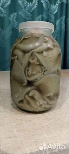 Грузди белые соленые