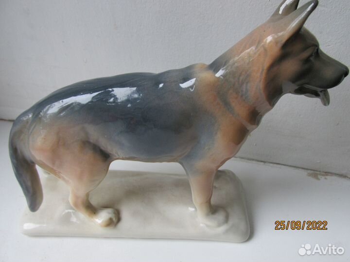 Фарфоровые статуэтки