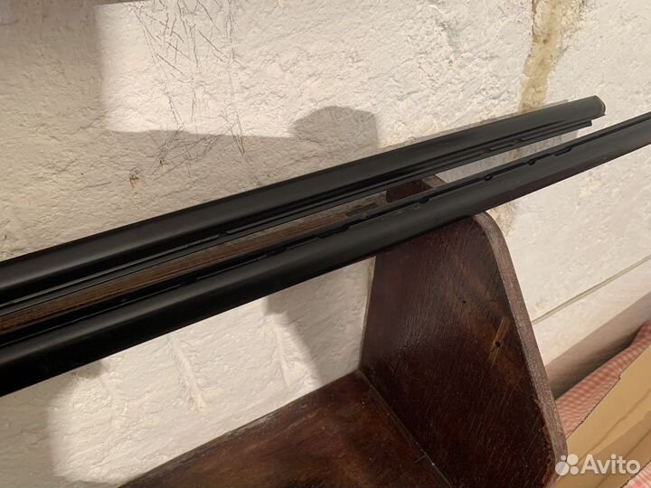 Молдинги на стекло Mazda 3 bk