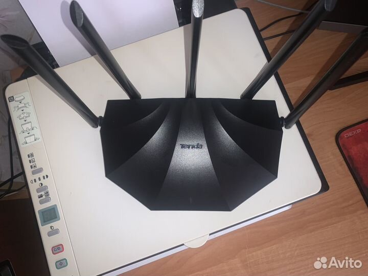 Роутер Tenda TX2 PRO