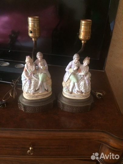 Антикварные, настольные лампы Leviton США