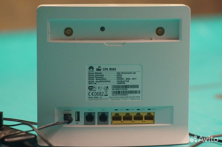 4G-роутер Huawei B593s