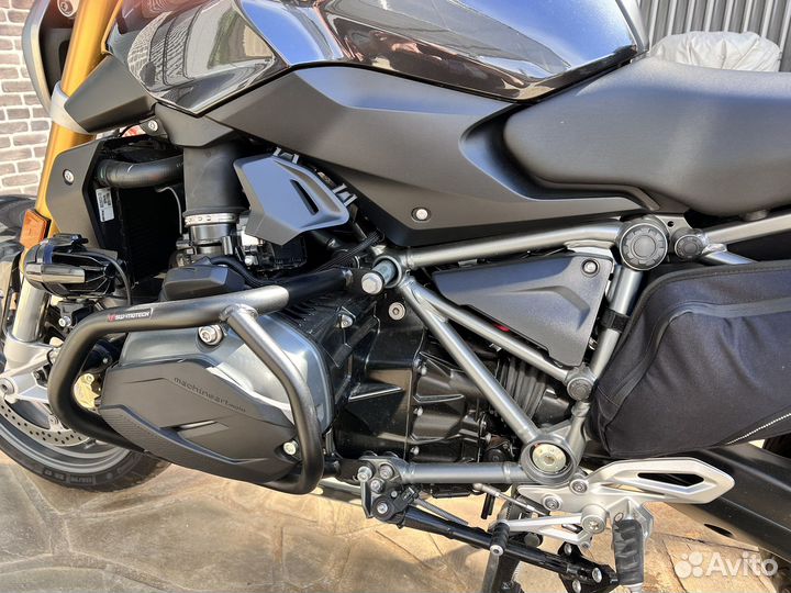 Мотоцикл BMW R1200R