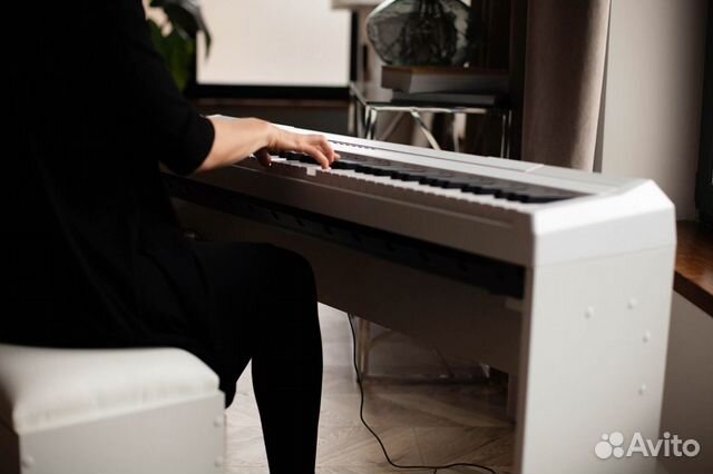 Цифровое пианино (Новое) + Аксессуары объявление продам