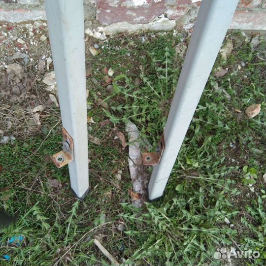 Попепечены для релингов для нивы шевроле