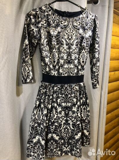 Платье нарядное размер 42