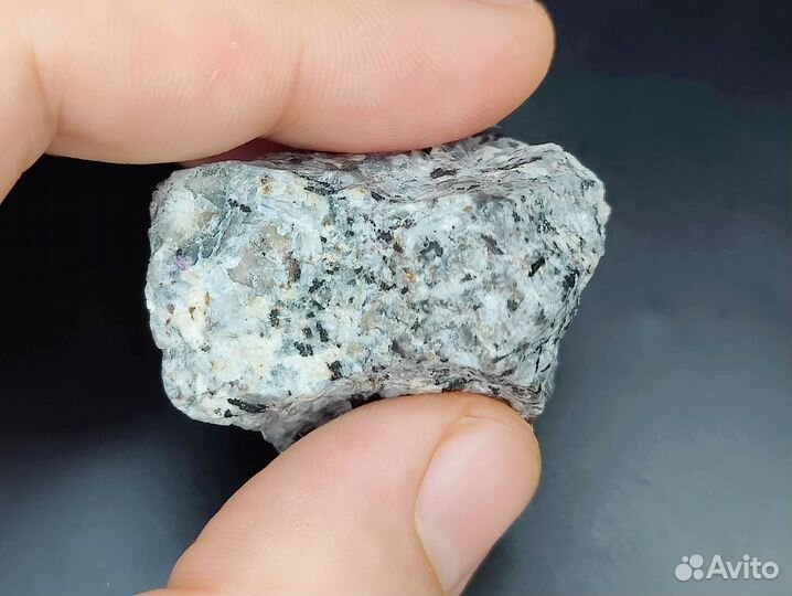 Йооперлит природный не обработанный